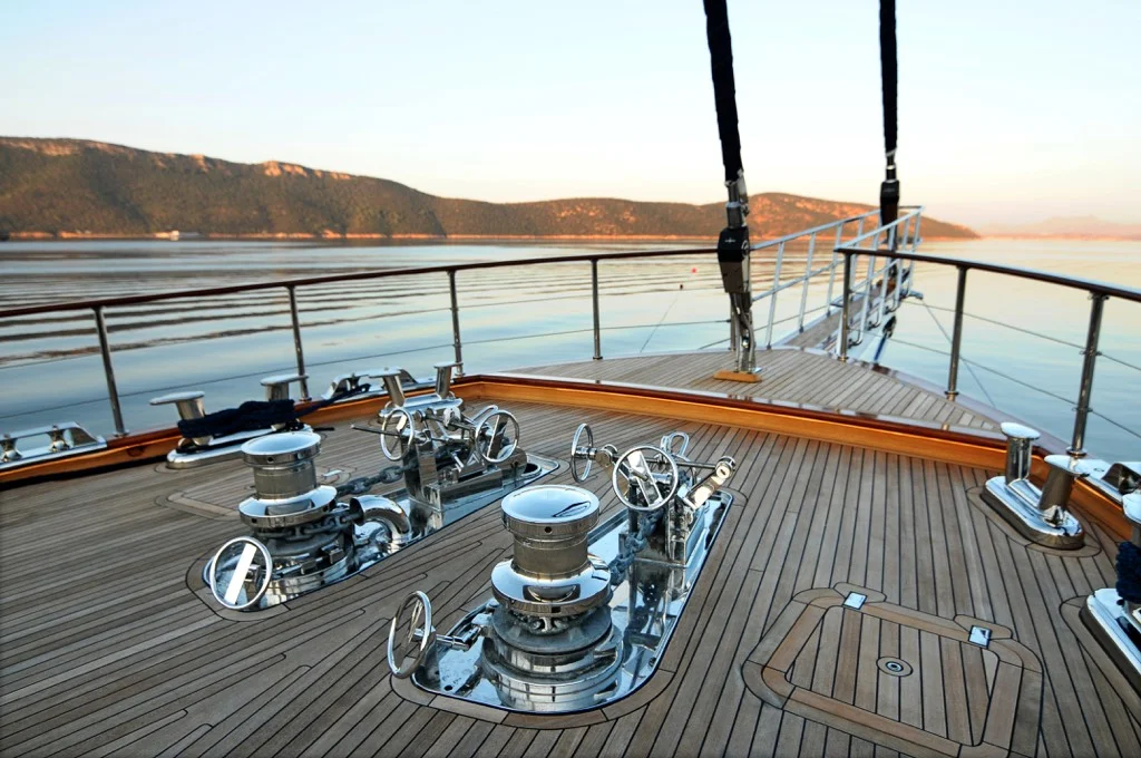 Spacious bow deck sunbathing area on S/Y Clear Eyes 141 feet luxury ketch with panoramic sea views